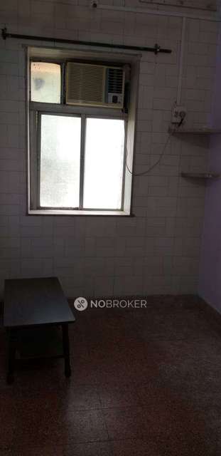 1 BHK Flat In Shri Kumar Chs For Sale  In Santacruz East