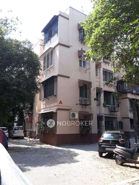 1 BHK Flat In Shri Kumar Chs For Sale  In Santacruz East