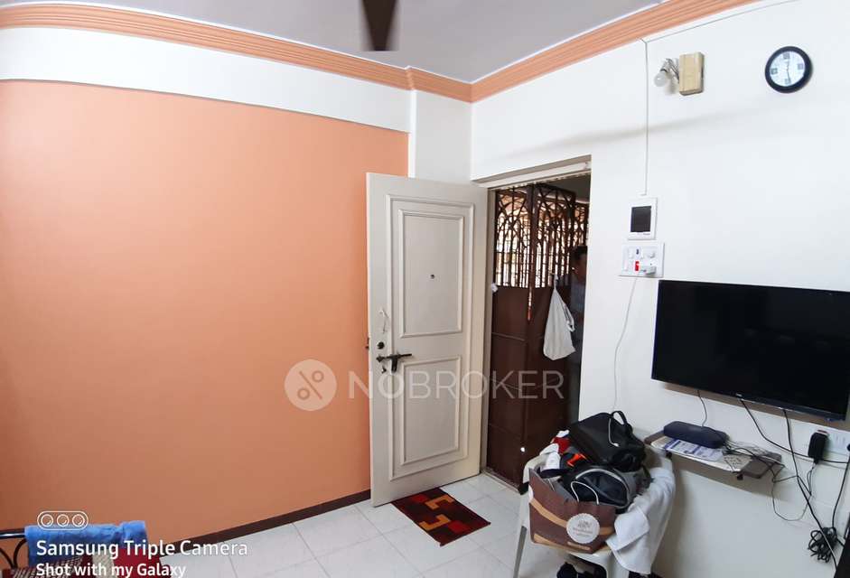 1 RK Flat In Sai Samarth Society For Sale  In Malad West