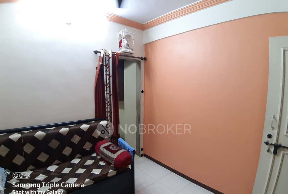 1 RK Flat In Sai Samarth Society For Sale  In Malad West