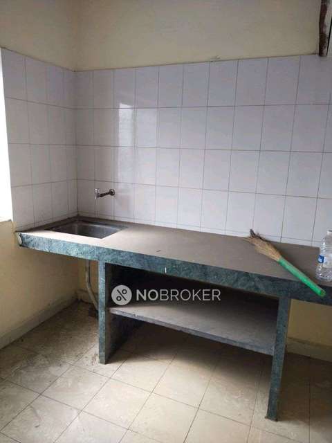 2 BHK Flat In Shree Ganesh Complex for Rent  In Kondhwa Budruk