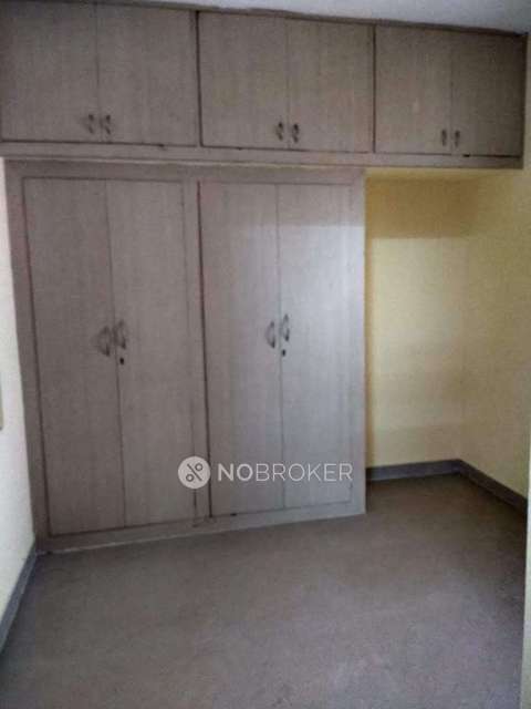 3 BHK Flat In Stanalone Building for Rent  In Porur