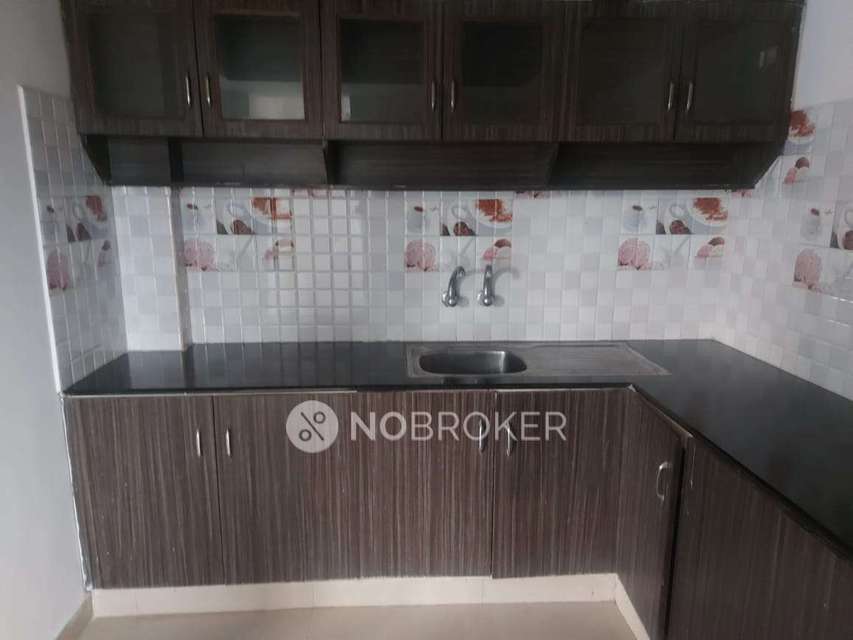 2 BHK Flat In Neeladri Apartment for Rent  In Perumbakkam