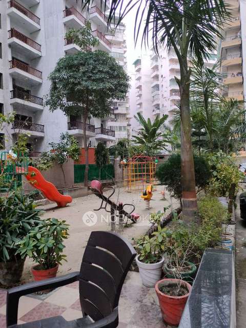 3 BHK Flat In Skytech Merion Residency Ii For Sale  In Crossing Republik