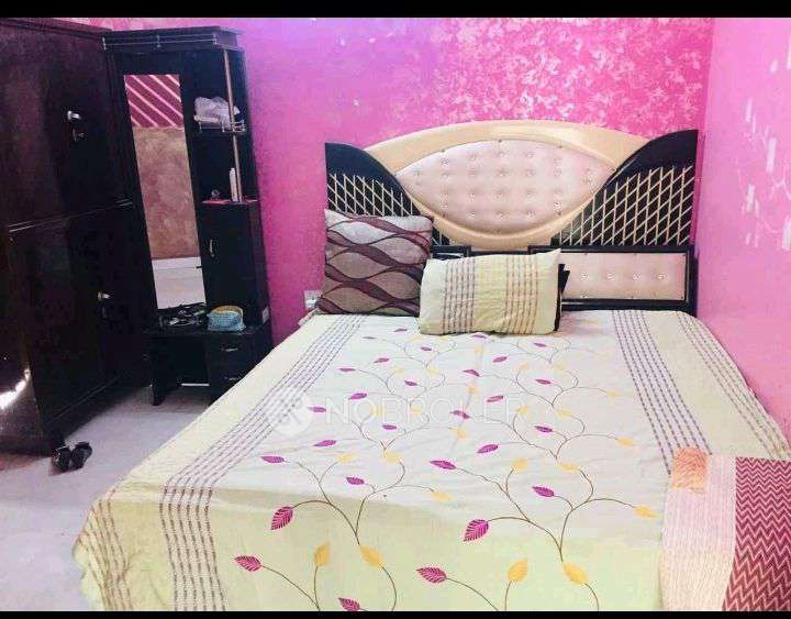 Dlf Silver Oaks Sector26 Rent WITHOUT BROKERAGE Fully furnished 1