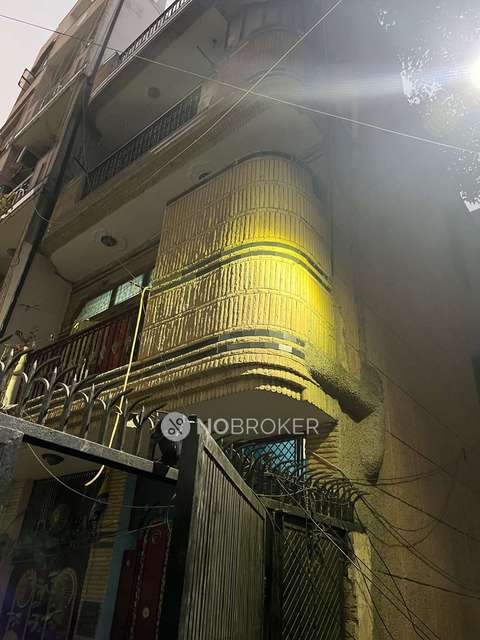 2 BHK Flat In Yamuna Vihar For Sale  In Shahdara