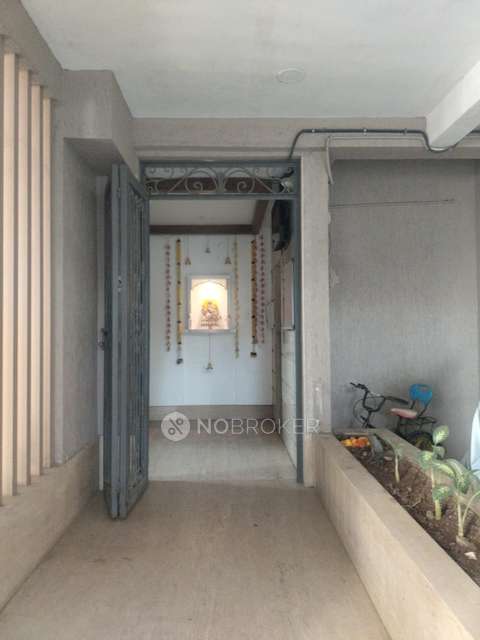 1 RK Flat In Augustine Enclave For Sale  In Vile Parle West