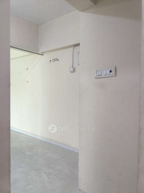 1 RK Flat In Augustine Enclave For Sale  In Vile Parle West