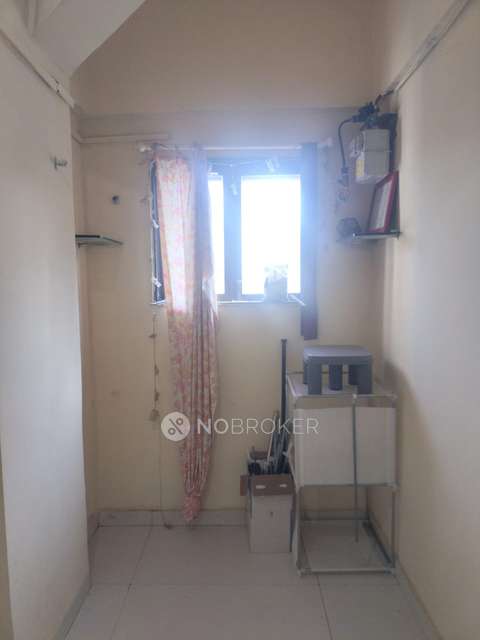 1 RK Flat In Augustine Enclave For Sale  In Vile Parle West