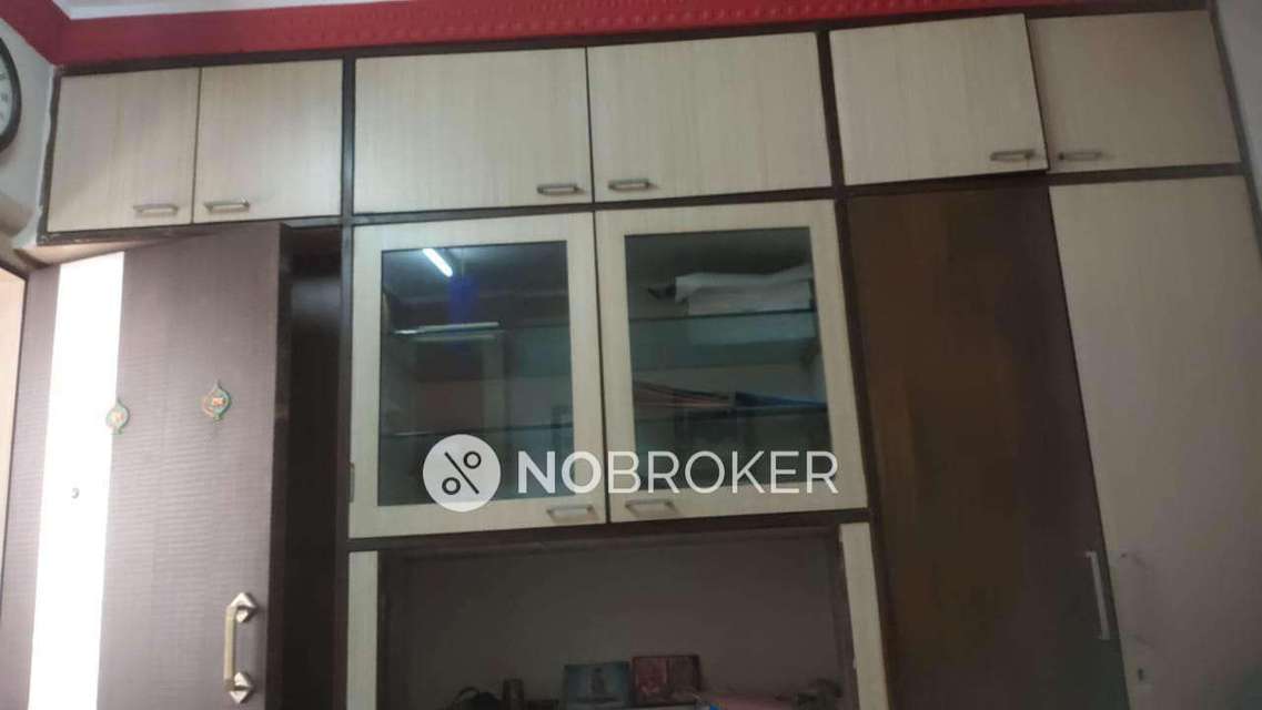 1 RK House for Rent  In Mulund West
