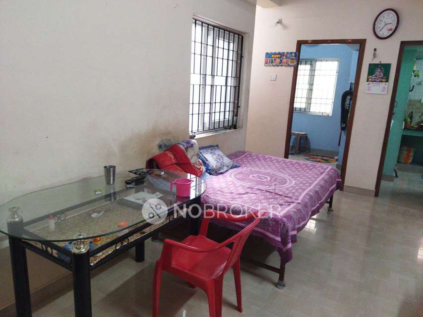 3 BHK Flat In Kamala Flat For Sale  In Annanur Railyway Station