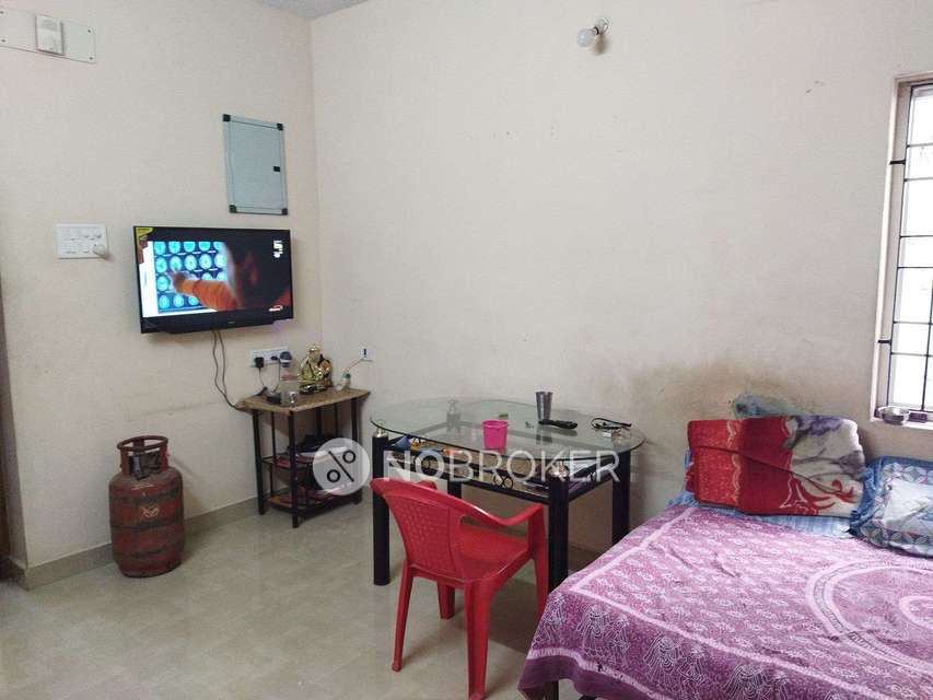 3 BHK Flat In Kamala Flat For Sale  In Annanur Railyway Station