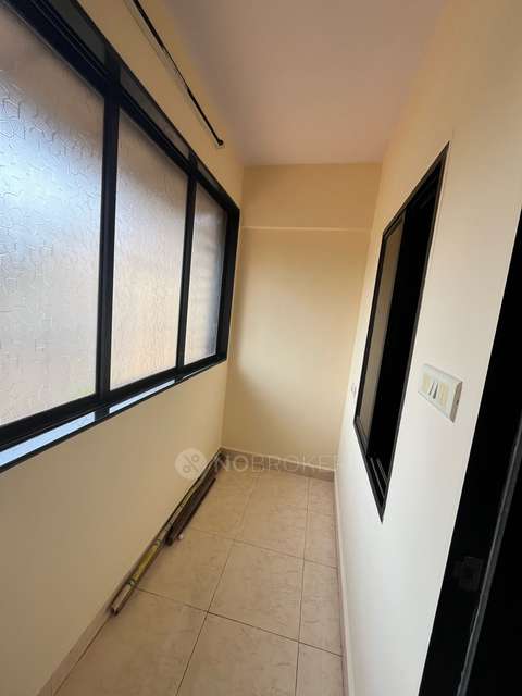 2 BHK Flat In Mittal Co-op Housing Society For Sale  In Thakurli