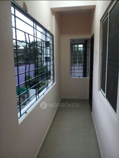 2 BHK Flat In  Prasanna Home For Sale  In Pallikaranai