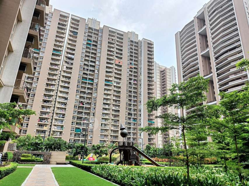 4 BHK Flat In Cleo County for Rent  In Sector 121