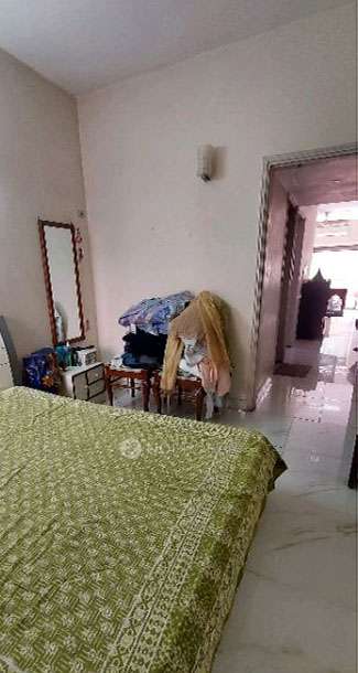 3 BHK Flat In Jeevan Bima Apartment - Lic For Sale  In East Arjun Nagar