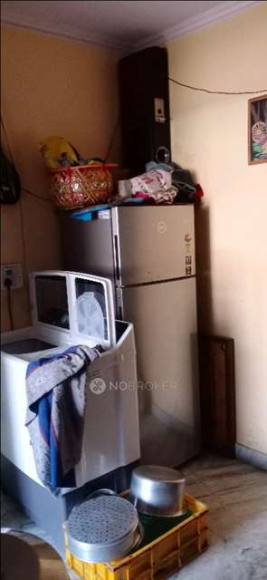 2 BHK Flat In Standalone Building  For Sale  In Rohini