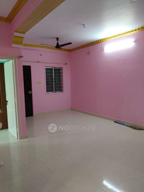 2 BHK Flat In Golden Enclave Phase 1 For Sale  In Soundarya Layout