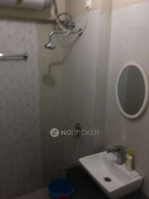 2 BHK Flat In Mayfair Hillcrest For Sale  In Vikhroli West