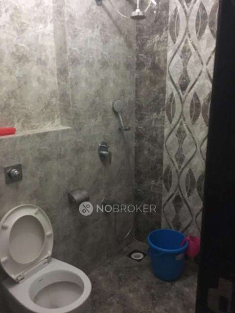 2 BHK Flat In Mayfair Hillcrest For Sale  In Vikhroli West