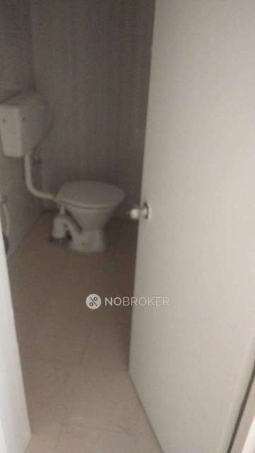 2 BHK Flat In Amarprakash Temple Wave For Sale  In Kundrathur