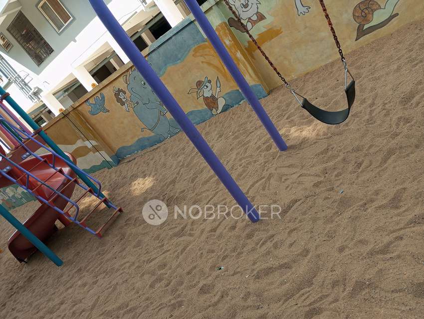 2 BHK Flat In Radiant Lakeview Apartment, For Sale  In Krishnarajapuram