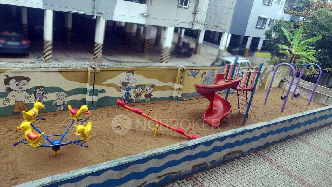 2 BHK Flat In Radiant Lakeview Apartment, For Sale  In Krishnarajapuram