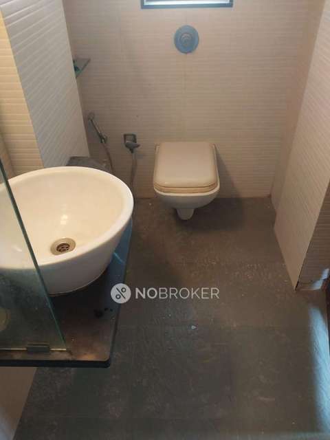 2 BHK Flat In Bhagwan Bhavan For Sale  In Haji Ali