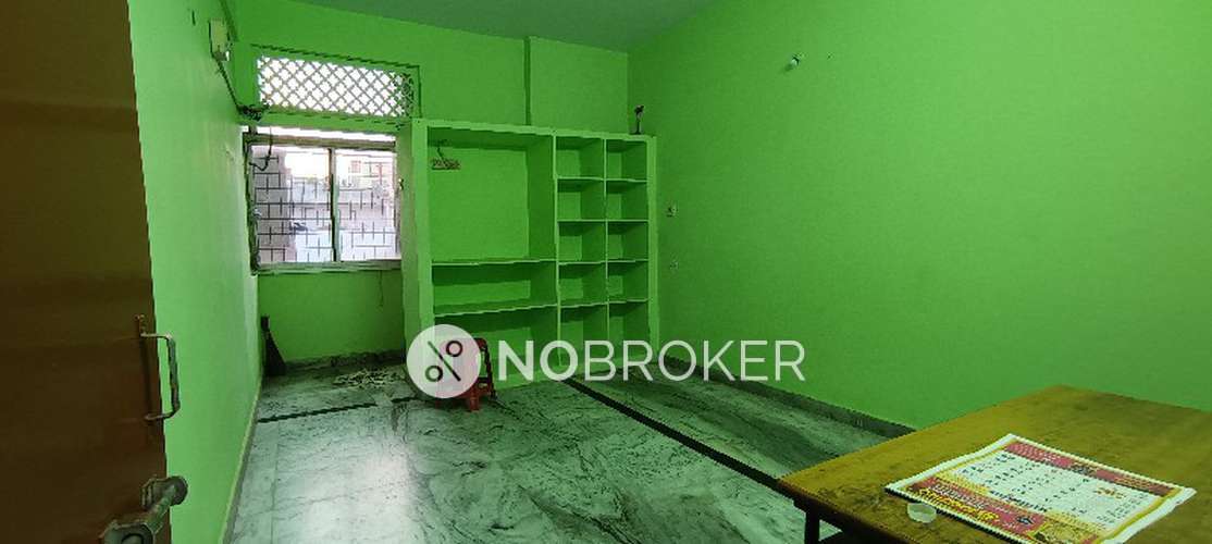 4+ BHK Flat For Sale  In Ramnagar