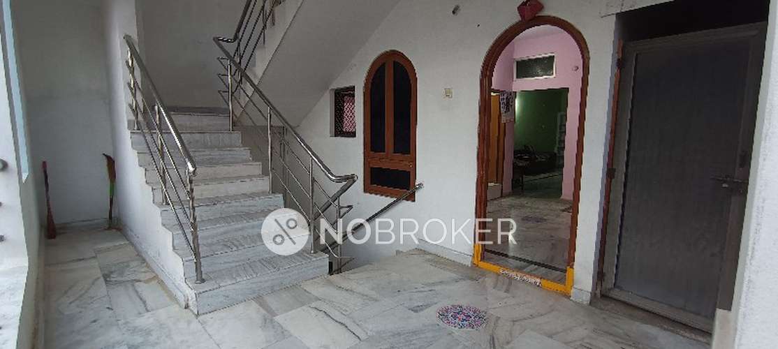 4+ BHK Flat For Sale  In Ramnagar