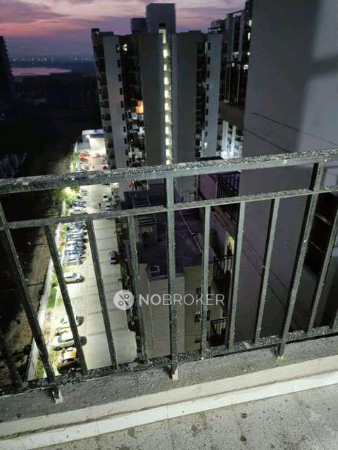 2 BHK Flat In Signature Global Solera 2 For Sale  In Sector 107