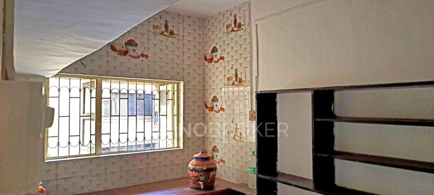 1 RK Flat In Sheth Chhotusingh Society For Sale  In Dombivli East