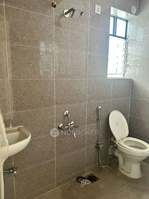 2 BHK Flat In Paranjape Happiness Hub, Satara Road For Sale  In Happiness Hub