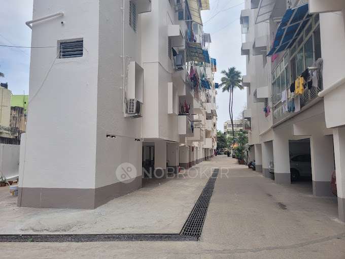 1 BHK Flat In Sangeetha Apartment Oweners Association For Sale  In Malleshwaram