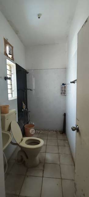 2 BHK Flat In Akriti Adheshwar Apartments, Sembakkam For Sale  In Sembakkam