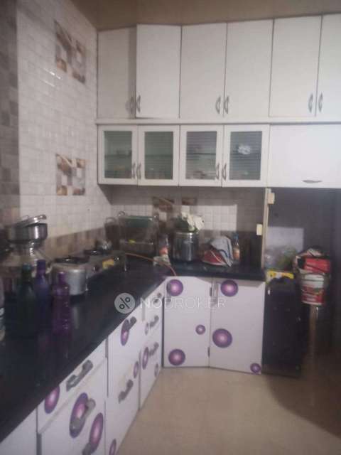 Shared Room for Female In 1 RK  In Hatti Chowk