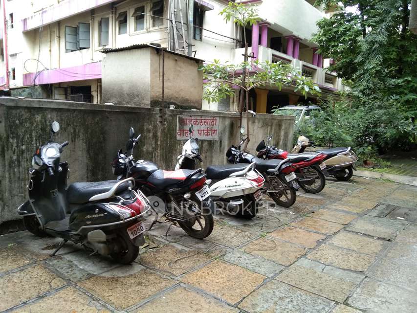 2 BHK Flat In Ganga Nagari Co-operative Housing Society for Rent  In Karve Nagar