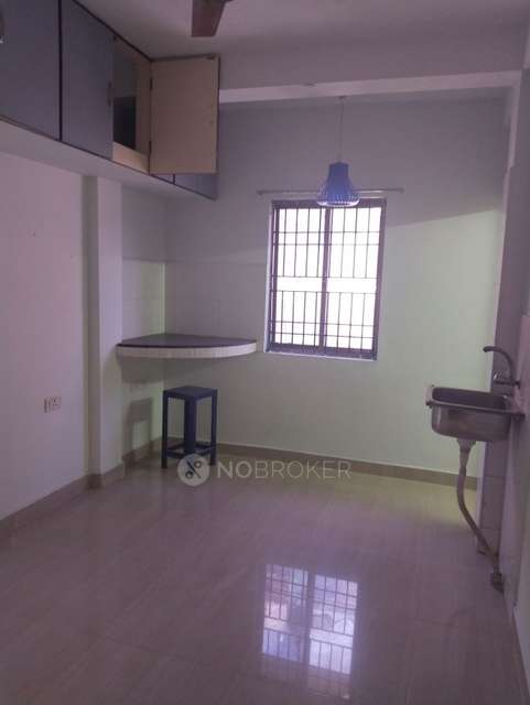 2 BHK Flat In Navarathna Colony for Rent  In Navarathna Colony, K. K. Nagar