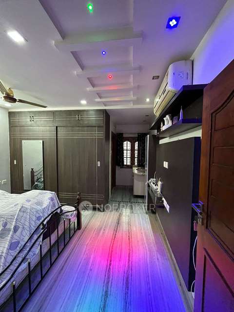 4+ BHK Flat For Sale  In Attapur