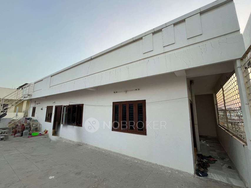 4+ BHK Flat For Sale  In Attapur