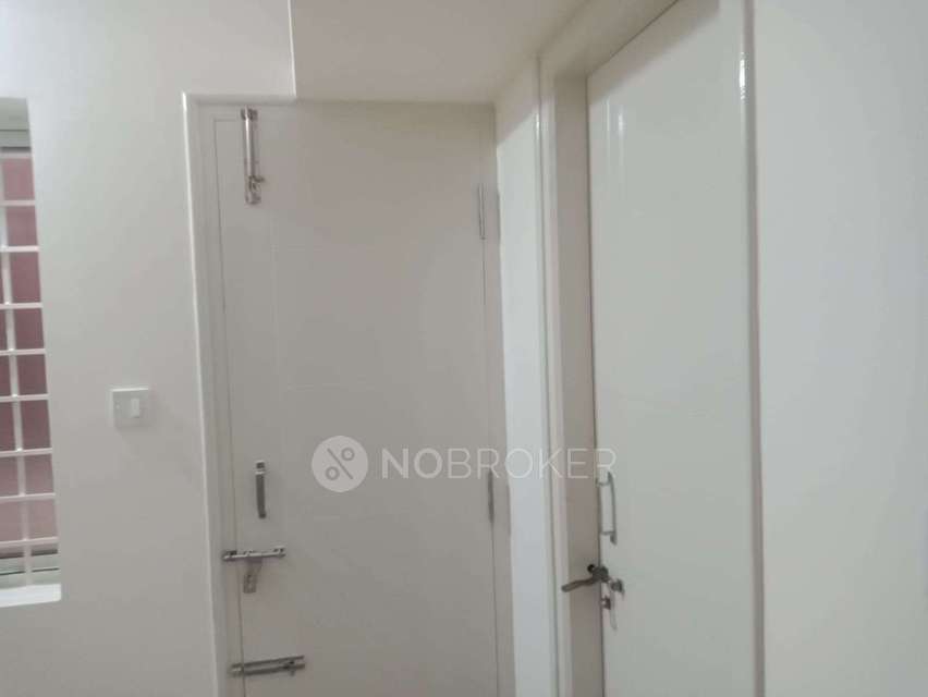 1 RK House for Rent  In Mathikere