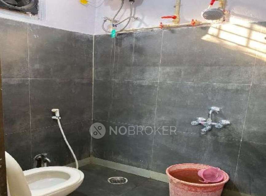 2 BHK Flat In Sriram Ambika Nilaya For Sale  In Krishi Nagar