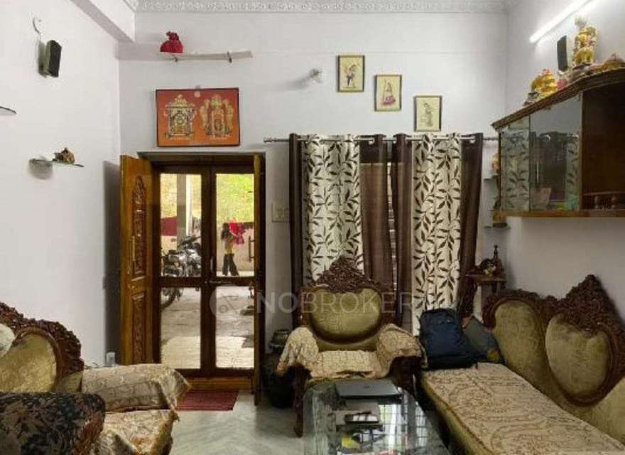 2 BHK Flat In Sriram Ambika Nilaya For Sale  In Krishi Nagar