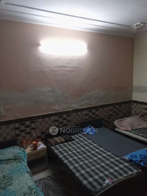 PG for Boys in Sector 45