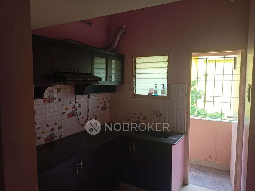 2 BHK Flat In Jr Corner For Sale  In Vengaivasal, Medavakkam