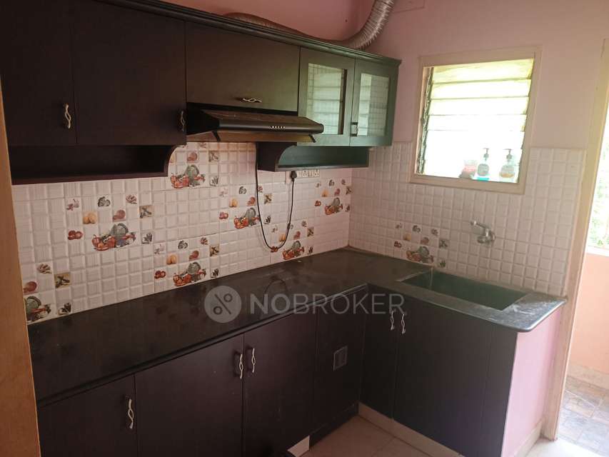 2 BHK Flat In Jr Corner For Sale  In Vengaivasal, Medavakkam