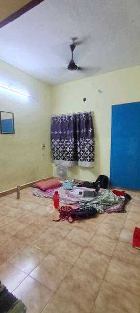 2 BHK Flat In Sri Sakthi Flats For Sale  In Velachery