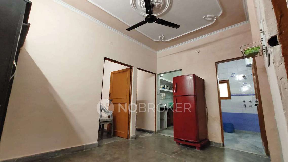 PG for Girls in Pitam Pura