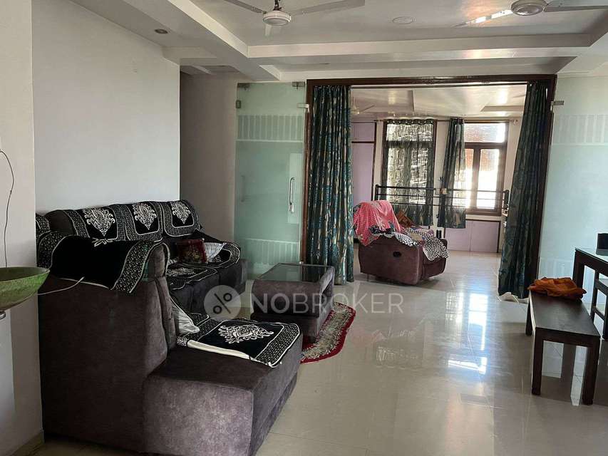 4+ BHK Flat For Sale  In Saibaba Nagar