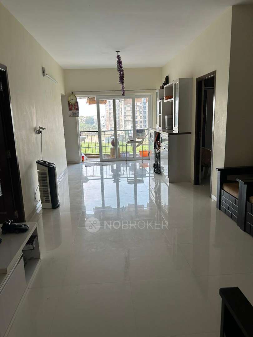 Casagrand Woodside, Manapakkam Manapakkam Rent WITHOUT BROKERAGE Semifurnished 2 BHK Rental